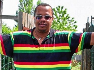 Au cours du réveillon de la Saint-Sylvestre 2010-2011, Claudy Elisor, père de famille de 33 ans, avait été lynché à mort par plusieurs inconnus qui avaient voulu s’introduire dans une soirée privée, au Blanc-Mesnil (Seine-Saint-Denis).