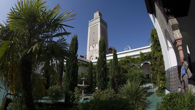la-grande-mosquee-de-paris-bientot-propriete-de-letat-algerien